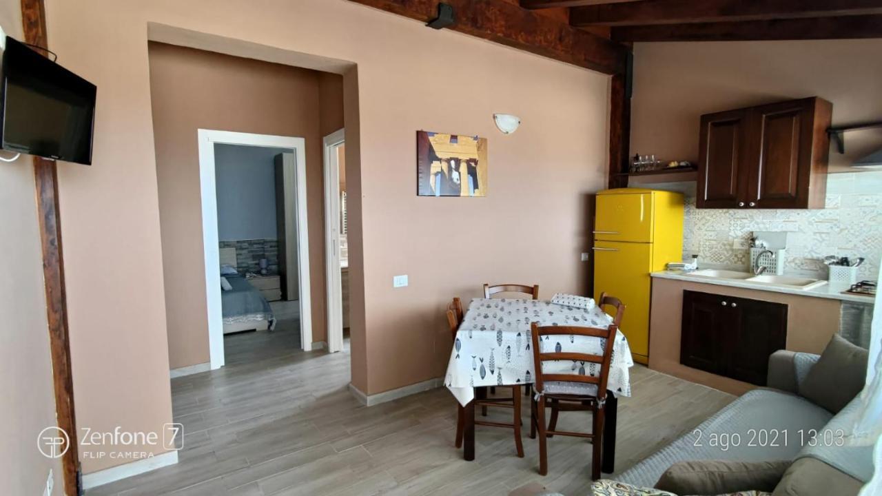 Casa Vacanze Abbacari 雷阿尔蒙特 外观 照片