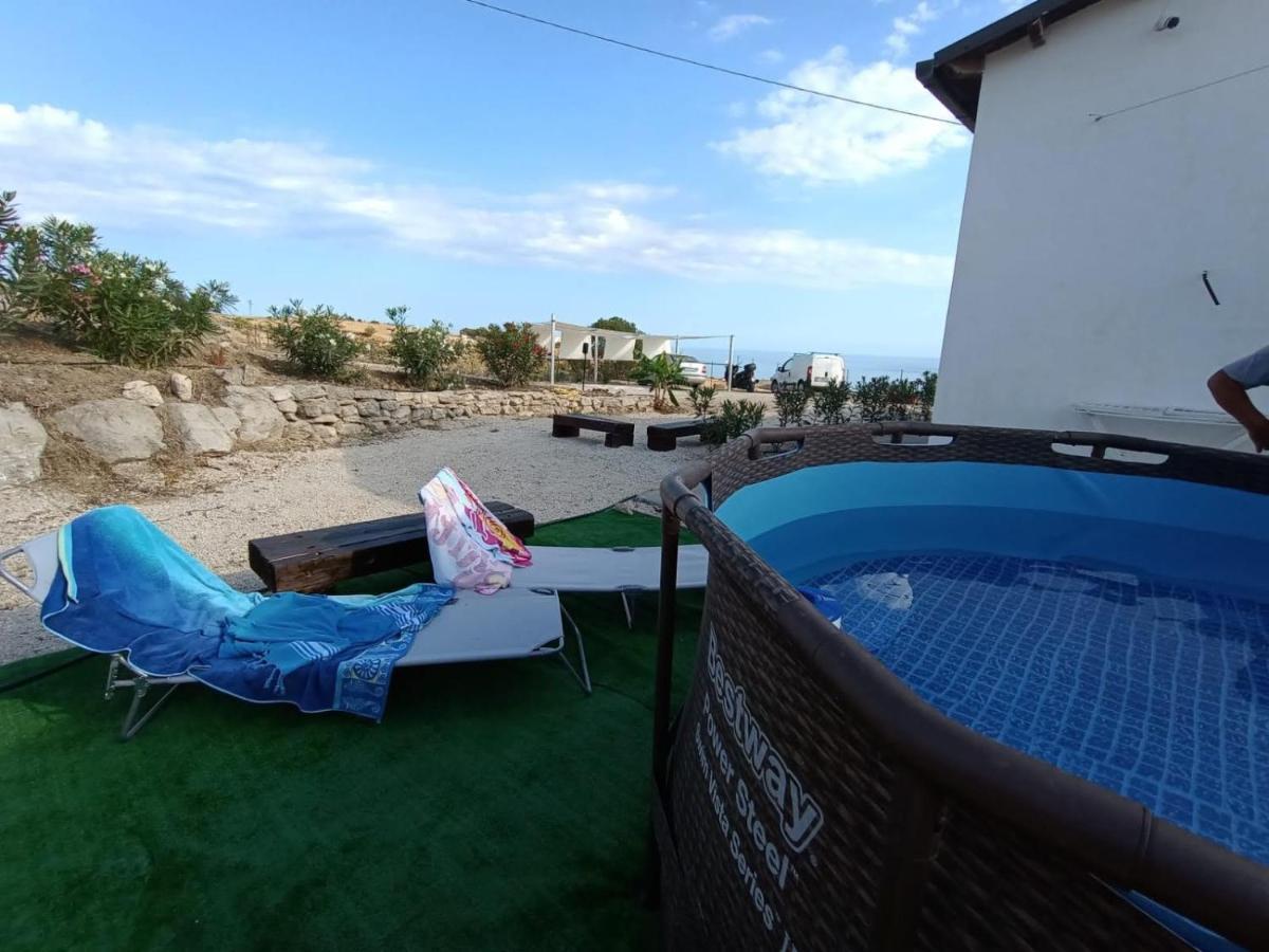 Casa Vacanze Abbacari 雷阿尔蒙特 外观 照片