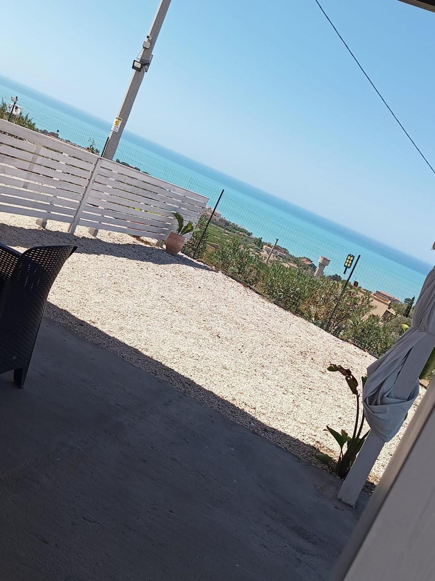 Casa Vacanze Abbacari 雷阿尔蒙特 外观 照片